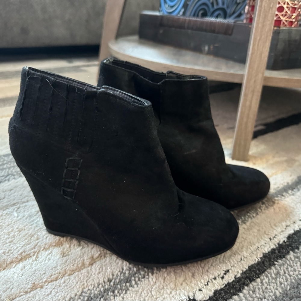 Wedge booties